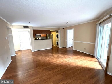 1504 Lincoln Way unit 121, McLean, VA 22102 - photo 5