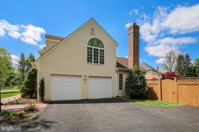 2886 Macao Dr, Herndon, VA 20171 - photo 4