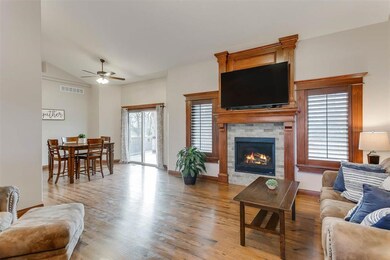 220 S Crocker Ct, Colwich, KS 67030 - photo 3