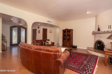 Living Room 1 - 9710