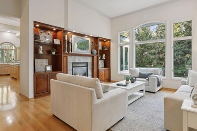 681 Cedar View Ct, Saint Paul, MN 55126 - photo 6