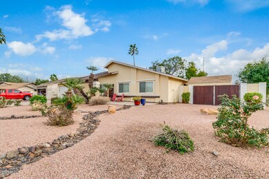 2303 E Flossmoor Cir, Mesa, AZ 85204 - photo 3