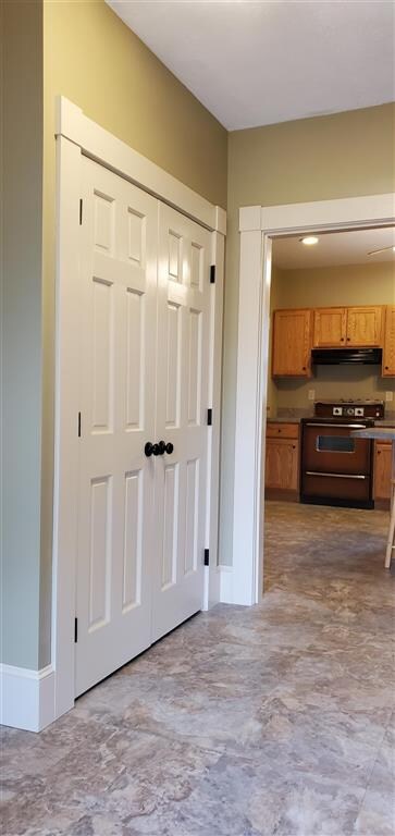 77 Church St, Saint Johnsbury, VT 05819 - photo 2