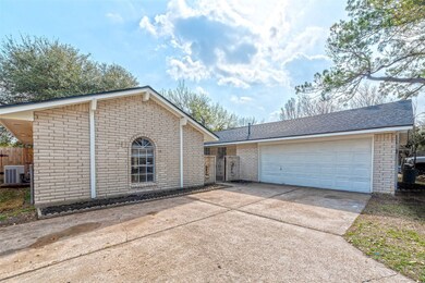 7603 Salge Dr, Houston, TX 77040 - photo 5