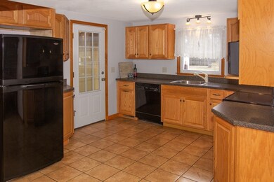 11 Maynard St, Feeding Hills, MA 01030 - photo 4