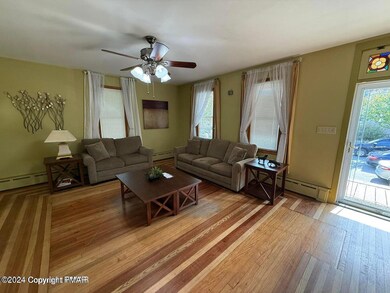 512 Sarah St, Stroudsburg, PA 18360 - photo 7