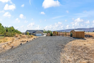 390 Sage Cove Rd, Yakima, WA 98903 - photo 4