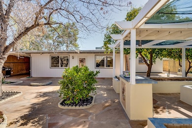 715 Belvedere Ave-55