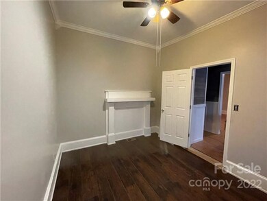 146 E Bell St, Statesville, NC 28677 - photo 2