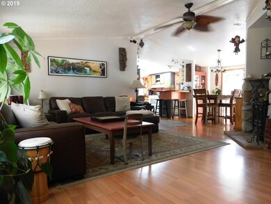 Living Room/Dining Room