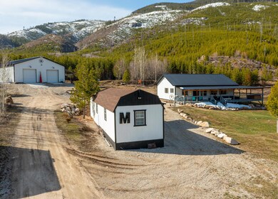 472 Dickson Creek Rd, Conner, MT 59827 - photo 3