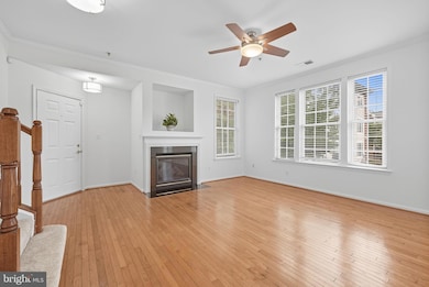 4651 Red Admiral Way unit 157, Fairfax, VA 22033 - photo 4