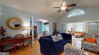 11545 Honeysuckle Ct, Swan Point, MD 20645 - photo 3