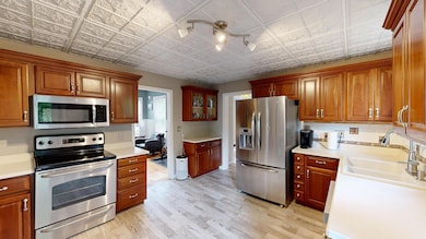 524 Turner St, Auburn, ME 04210 - photo 6