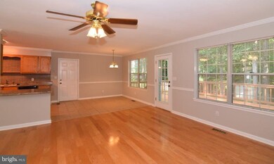 6409 Forest Grove Dr, Fredericksburg, VA 22407 - photo 3