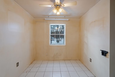 5 Louisburg Square unit 11, Nashua, NH 03060 - photo 5