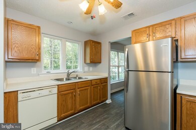 11602 Wollaston Cir, Swan Point, MD 20645 - photo 3