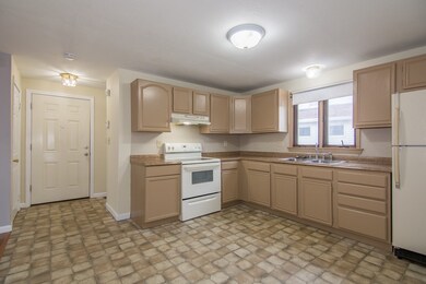 5 Forest St, Lawrence, MA 01841 - photo 7