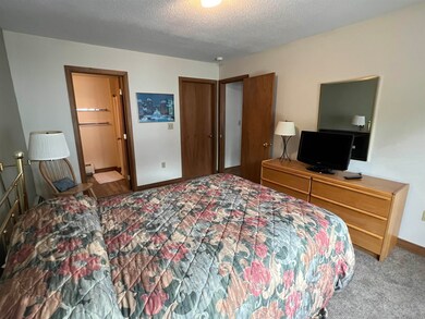 C-32 8j Sportscenter Village Way, Dover, VT 05356 - photo 7