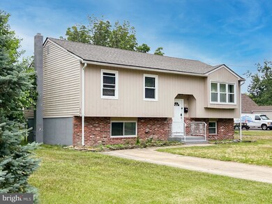 517 Walnut Ave E, Lindenwold, NJ 08021 - photo 2