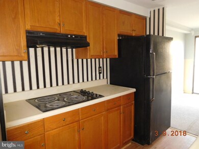 580 West Ct, Glen Burnie, MD 21061 - photo 6