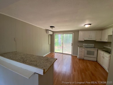 618 Dashland Dr unit A, Fayetteville, NC 28303 - photo 2