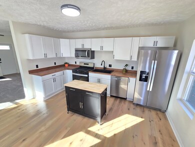 1433 N 8th St, Council Bluffs, IA 51503 - photo 7