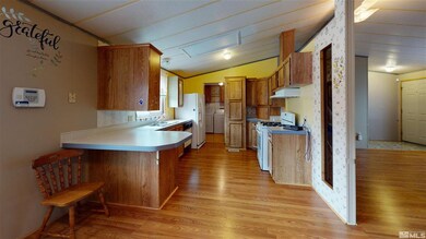 4260 Elm St, Winnemucca, NV 89445 - photo 4