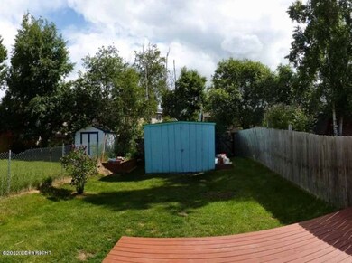 Large Fenced yard and Deck!