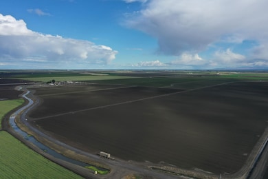 N Ave unit E. of San Pedro Cana, Los Banos, CA 93635 - photo 5