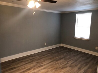 6724 Kittridge St, Houston, TX 77028 - photo 7