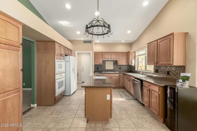 23632 S Illinois Ave, Sun Lakes, AZ 85248 - photo 7