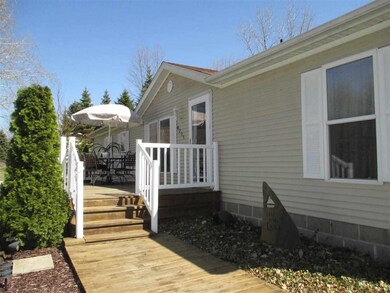 8215 E Lake View Dr, Syracuse, IN 46567 - photo 4