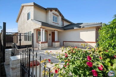 337 Countryside Dr, El Centro, CA 92243 - photo 3