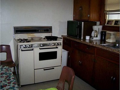 1120 8th St, Gretna, LA 70053 - photo 5