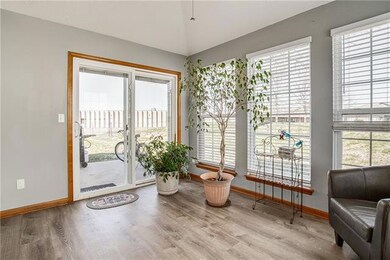 413 NW Augusta Ct, Blue Springs, MO 64014 - photo 5