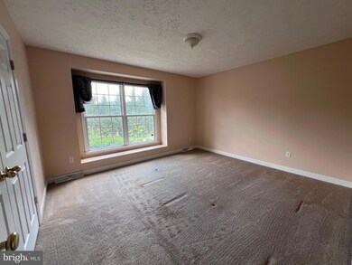 205 Southridge Dr, Berkeley Springs, WV 25411 - photo 7