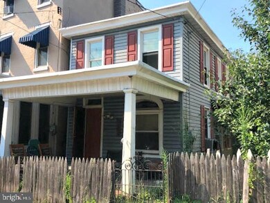 371 Beech St, Pottstown, PA 19464 - photo 4