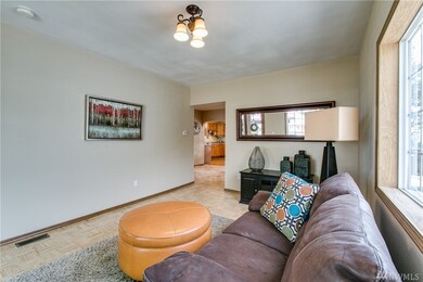 1010 E Grover St, Lynden, WA 98264 - photo 6