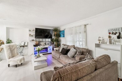 3130 Jefferson Ave, Des Moines, IA 50310 - photo 4