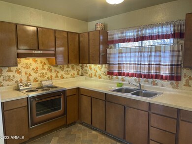 5451 W Virginia Ave, Phoenix, AZ 85035 - photo 6