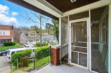 3339 Hewitt Crescent St, Cincinnati, OH 45207 - photo 5