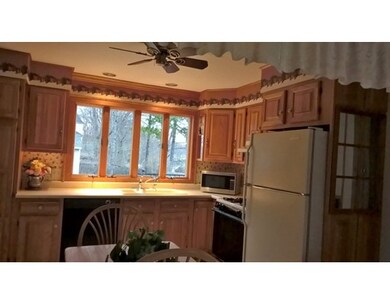 3 Blaine Ave, Holyoke, MA 01040 - photo 7