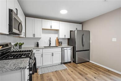 19212 E 6th St N, Independence, MO 64056 - photo 6