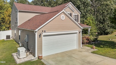 6839 Harter Ct, Raleigh, NC 27610 - photo 3