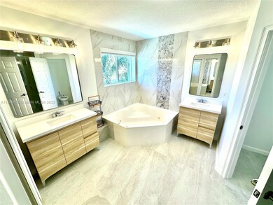 11009 NW 45th Terrace, Doral, FL 33178 - photo 3