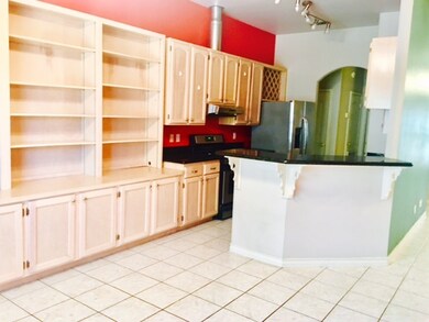 503 Goldfinch St, Laredo, TX 78045 - photo 4