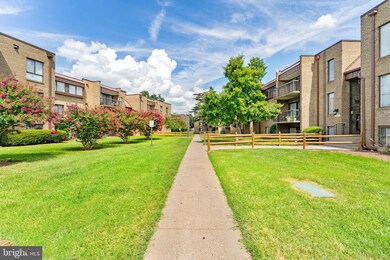 7599 Gales Ct unit 201, Manassas, VA 20109 - photo 6