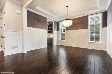 121 Joanne Way, Elmhurst, IL 60126 - photo 3