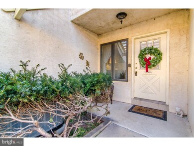 656 Niblick Ln unit 3, Wallingford, PA 19086 - photo 2